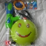 夏末特價出清/可愛笑臉背包式水槍/背包水槍/後背式水槍/氣壓式水槍 特價：$105