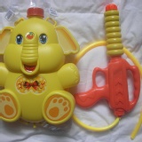 特價出清/可愛大象背包式水槍/背包水槍/後背式水槍/氣壓式水槍 特價：$120