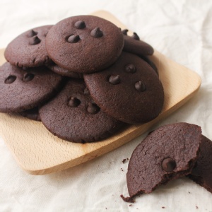 巧克力豆西餅 (約17~20片裝) 特價：$100