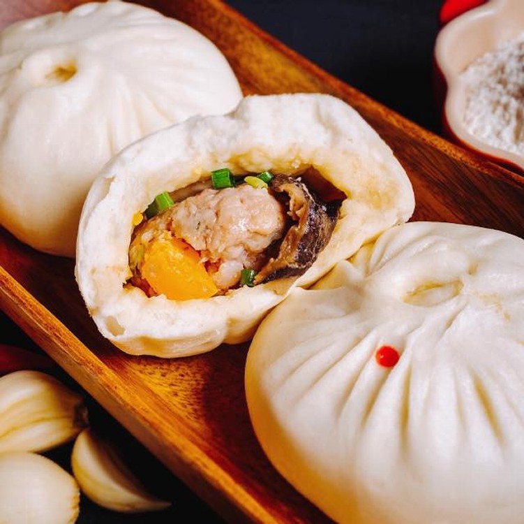 大肉包(香菇蛋黃肉)