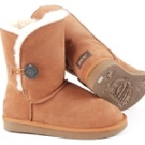 比UGG更好的正品BGG可反折中桶牛角扣雪靴 A5803 特價：$840