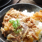 霜降牛肉蓋飯(牛肉丼汁醬包) 嚴選CAS認證食材，品質掛保證！