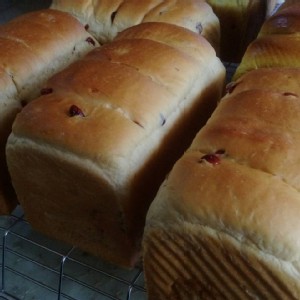 手工黑糖葡萄乾吐司