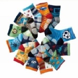 【艾佳】男童襪子 短襪 防滑襪 9-15cm 花色隨機配 特價：$15
