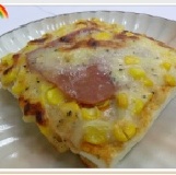 火腿厚片披薩 特價：$22