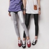 仿皮顯瘦九分褲 特價：$149