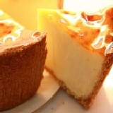 1/3焦烤重乳酪 超薄餅乾底~大口吃乳酪~卡上顎指數~♥♥♥♥