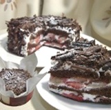 草莓黑森林蛋糕 6吋 特價：$150