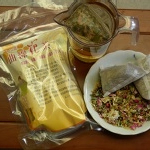 曲線花茶 特價：$250