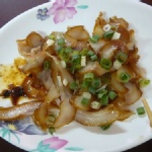 小菜館~~煙燻豬頭皮