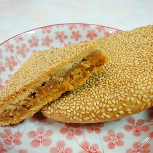 新建成芝麻蛋黃餅12兩
