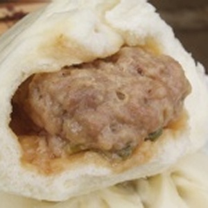 招牌鮮肉包 特價：$40