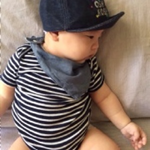 帥氣牛仔丹寧cow boy 圍兜 特價：$100