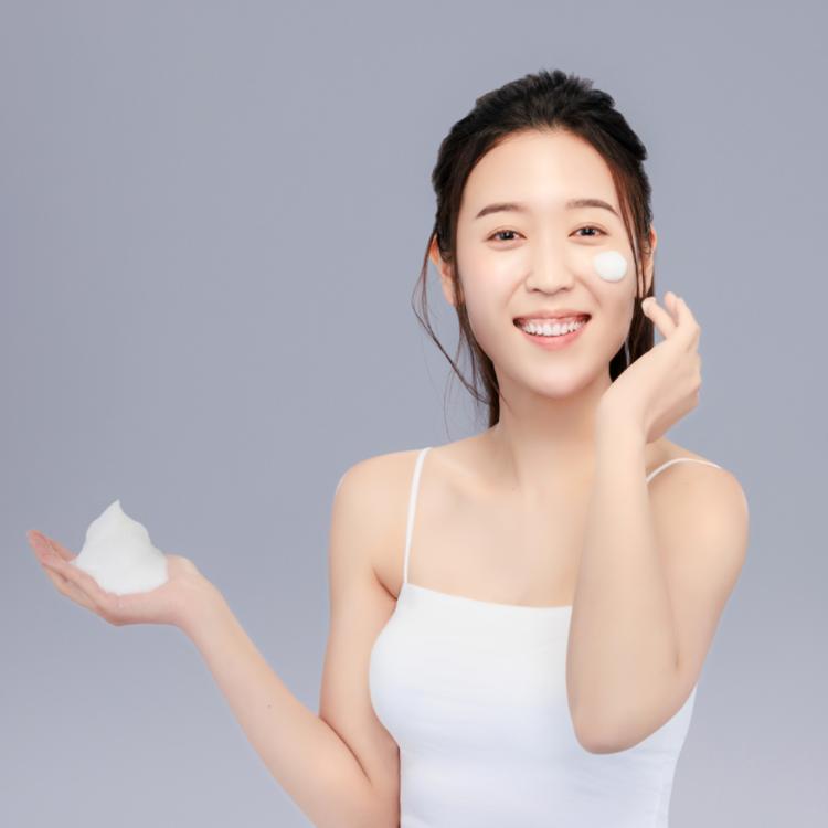 【豐姿妍麗】胺基酸潤澤洗面乳