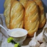 德式手工凍蒜麵包 附贈蒜味沾醬一盒! 特價：$60