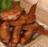 傳香饌嚴選食材滷味-雞翅(二節翅) 購買即食魯肉包即贈試吃包 限量提供 特價：$0