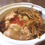 粵式茶樹菇雞煲約3人份