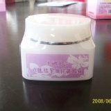 六胜肽緊緻抗皺眼霜30ml 特價:$90 六胜肽緊緻抗皺眼霜30ml 特價:$90