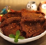 麻辣豬肉乾 又麻又辣~~讓人愛不釋手