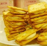 牛軋蘇打夾心餅_青蔥口味16片/100元 特價：$100