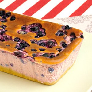 薰緻‧藍莓鮮果重乳酪蛋糕