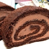 香濃巧克力慕斯捲 咬下會爆漿喔