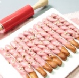 草莓牛角棒3杯禮盒裝 認明角之館˙全國首創˙樹林市唯一˙網頁內有禮盒包裝展示