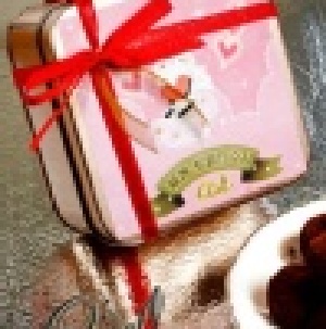 歐薇手工巧克力工坊-摩卡-松露巧克力150g 金巧緞帶盒裝(世界冠軍巧克力製作)