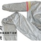 La-Fit 輕盈排汗衣-(銀)-加價購 特價：$199