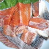 挪威鮭生魚片雜碎肉 紅燒或煮味增湯好物