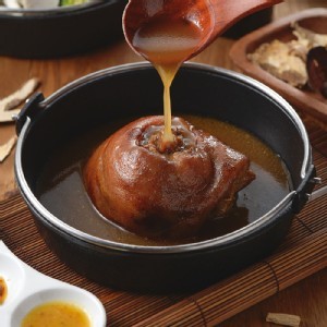 花雕鍋物料理(蹄膀)(2-3人份)