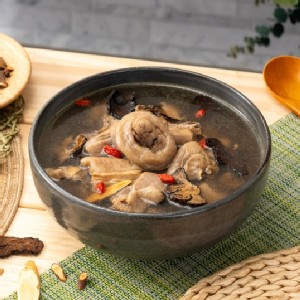 何首烏雞湯600g