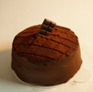 4吋 甘納許生巧克力蛋糕 特價：$199