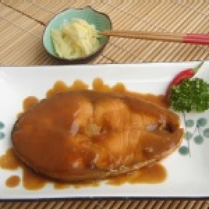 日式手作煮物の味噌煮鮭魚