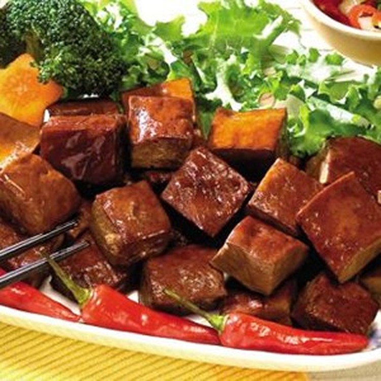 辣味豆干 (素食者亦可享用)