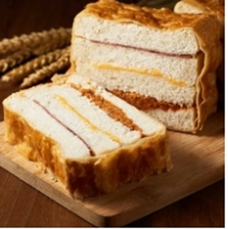 招牌肉鬆火腿起士起酥三明治