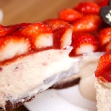 夢幻草莓融心乳酪蛋糕(冬季限定)