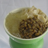百合銀耳綠豆湯 -- 端午節特別推出的甜品組合 特價：$40