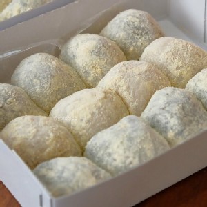 彰化在地人都推薦的伴手禮// 玉華珍麻糬