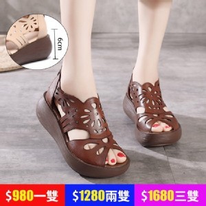 軟底真皮鏤空坡跟涼鞋