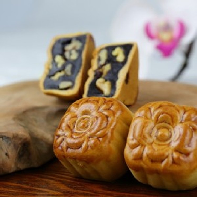 合家歡核桃棗泥小月餅