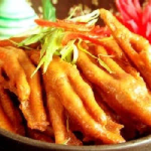 道地的口味【辣味雞腳凍】600g/大盒 特價：$160