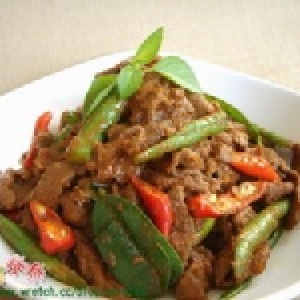 辣炒咖哩牛肉