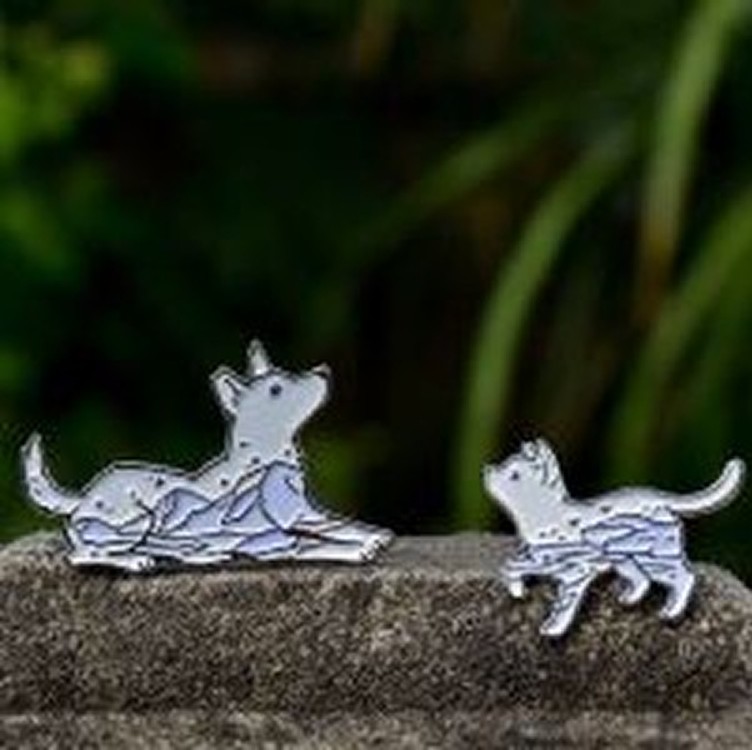 島嶼浪浪金屬徽章 - 銀色世界款