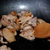 百里香生醃雞腿肉