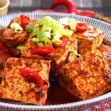 【香】千里香麻辣臭豆腐 - 含臭豆腐10片及獨門秘方鍋底醬料 - 完全密封包裝