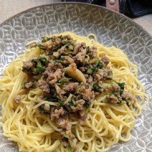 雪菜肉燥 醬創意乾麵 水煮2分鐘（冷凍可直接下鍋）