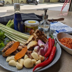 新加坡叻沙醬500g/盒，可加4倍水稀釋。