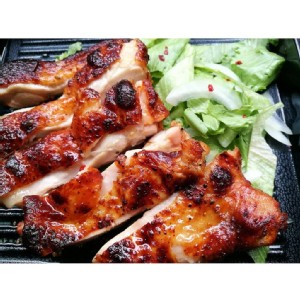 紅洋蔥低醣 紐澳良雞腿 (冷凍生品兩支去骨) 600g