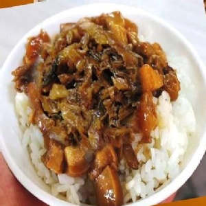 福菜滷肉 特價：$70